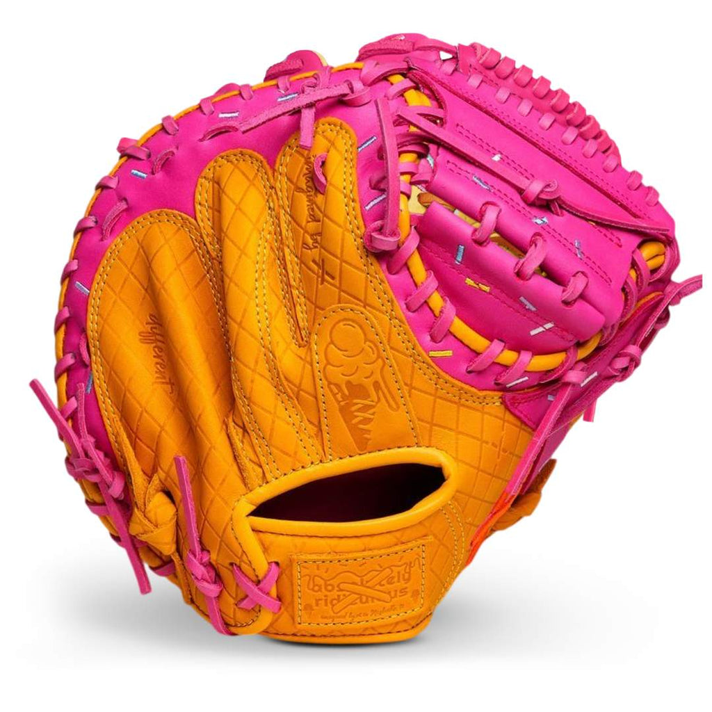 youth catcher's mitt strawberry - Main Image