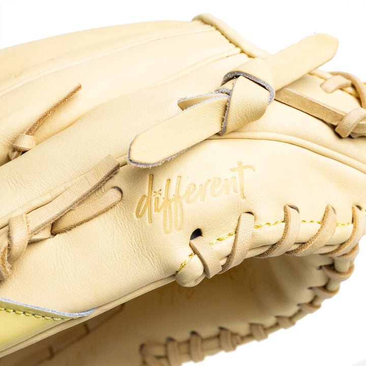 Translation missing: en.Butter Glove (Pre-Order)