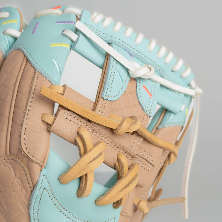 Translation missing: en.Mint Ice Cream Glove | RARE Edition