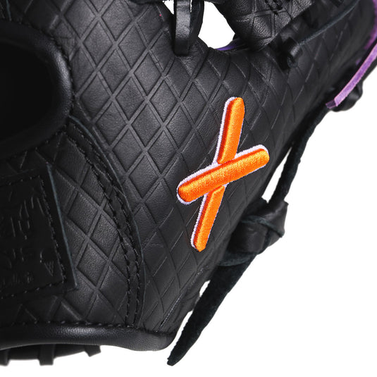 Black waffle cone design near the thumb of the youth glove with an orange 'X' logo