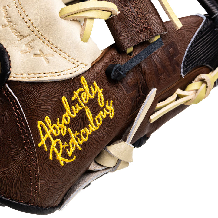 Translation missing: en.Scar baseball glove, photo 10 – Absolutely Ridiculous