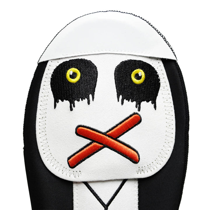 Translation missing: es.The Nun Sliding Mitt