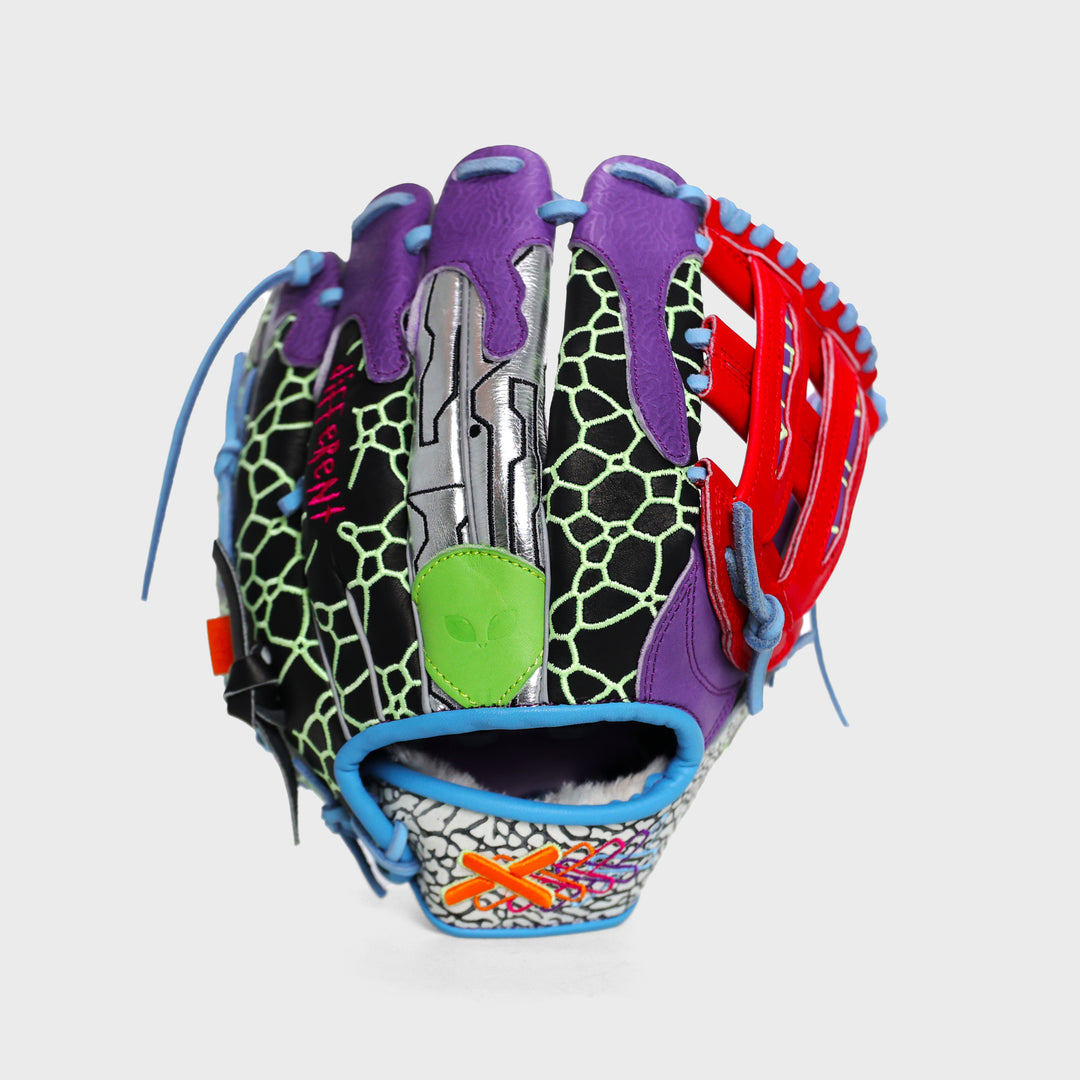 OutOfThisWorldGlove-