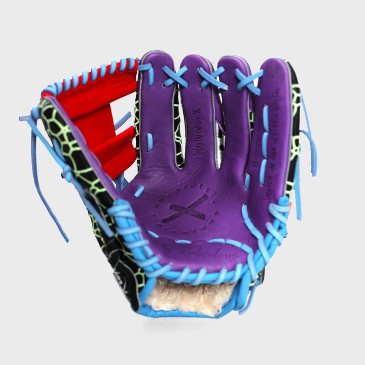Translation missing: ja.Out Of This World Glove | RARE Edition