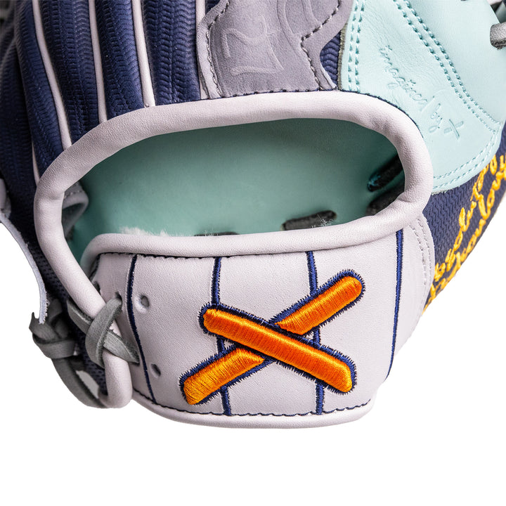 Translation missing: es.pinstripe glove (pre-order)