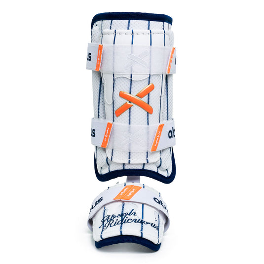Pinstripe Leg Guard