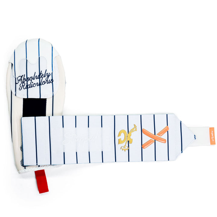 Translation missing: en.Pinstripe Hybrid Sliding Mitt