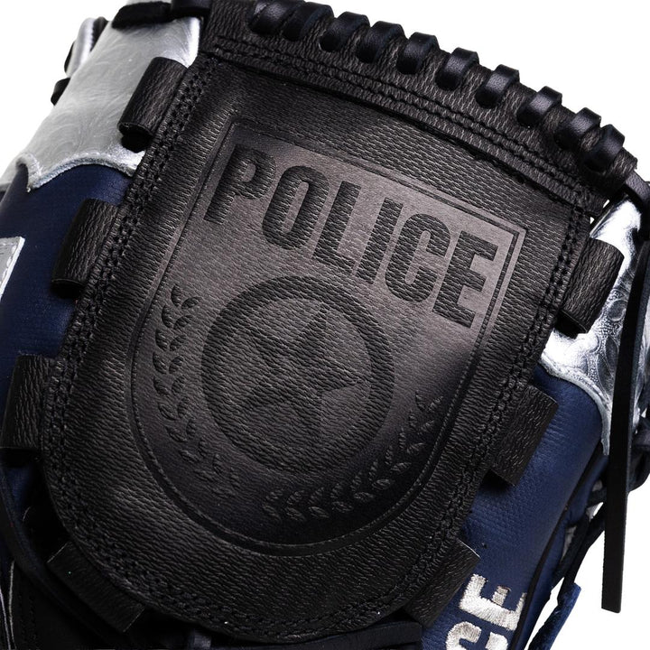 Translation missing: es.Police Glove