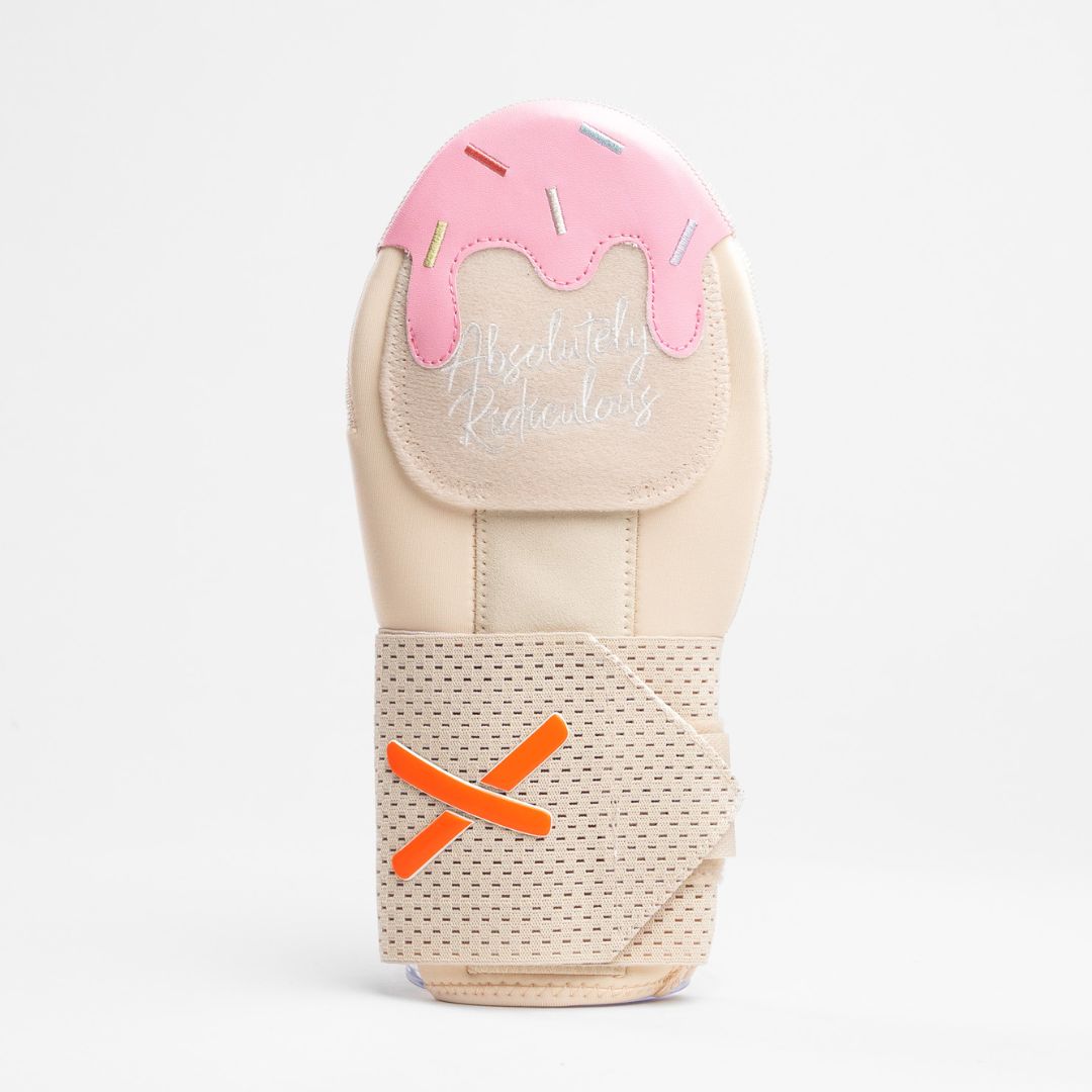 strawberry ice cream sliding mitt