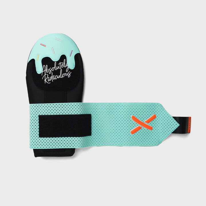 Translation missing: ja.Mint Blackout Ice Cream Sliding Mitt
