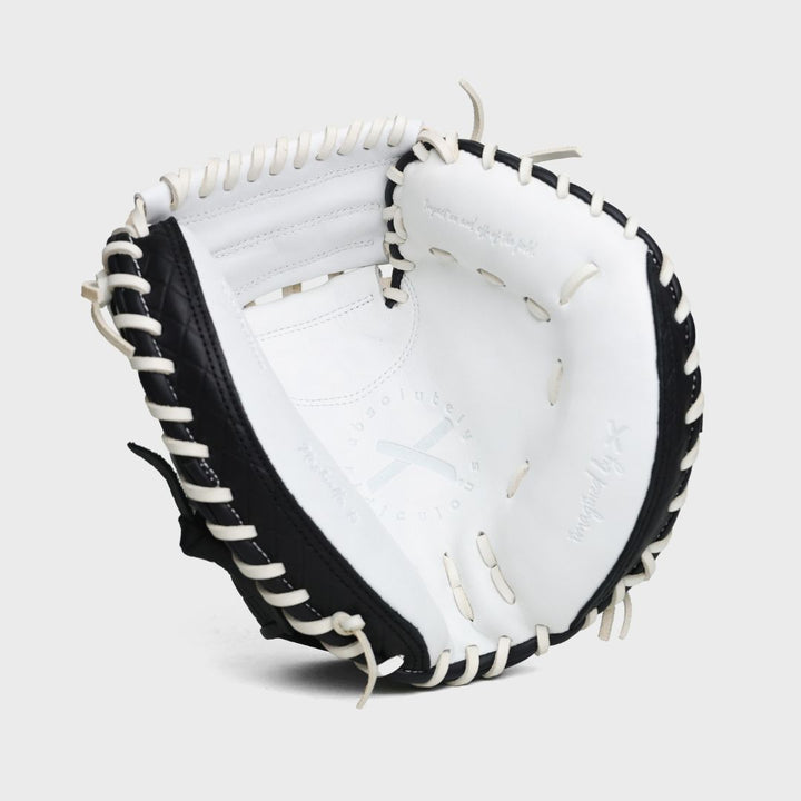 Translation missing: es.32.5" Youth Cookies &amp; Cream Catcher's Mitt