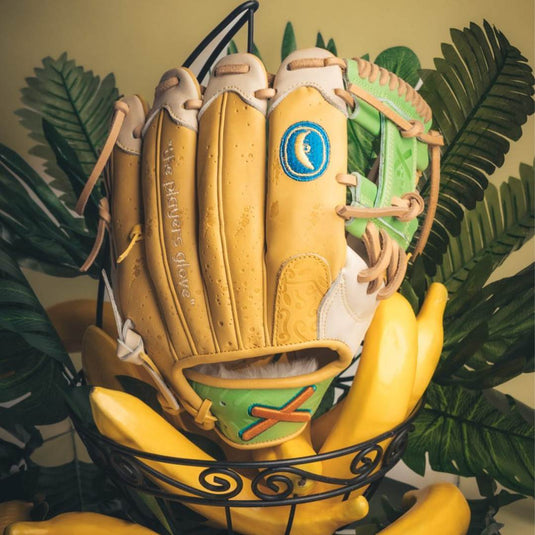 Banana Glove | RARE Edition