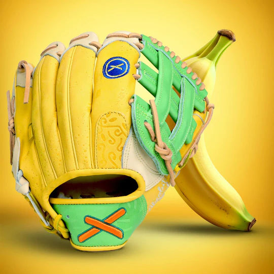 banana glove