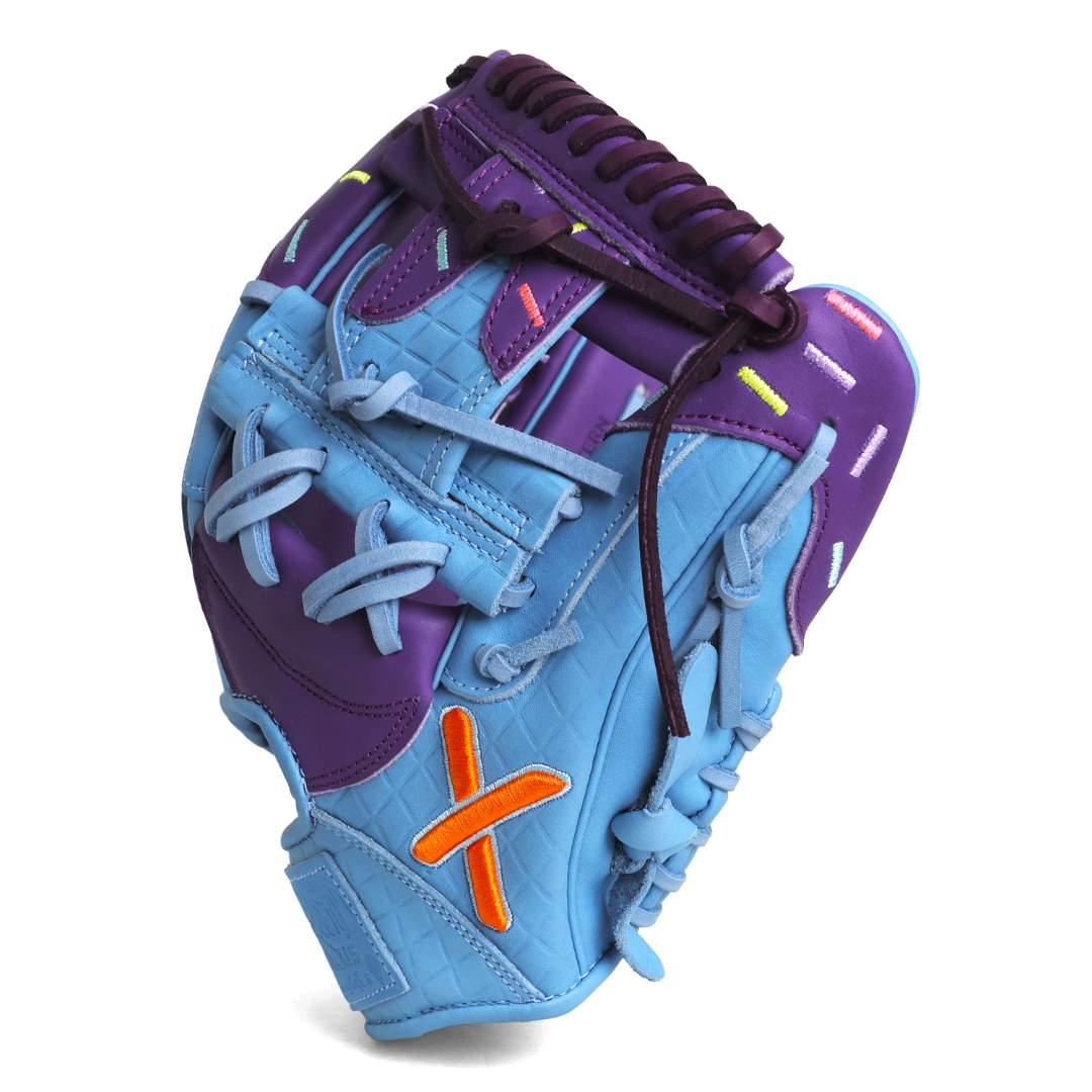 cosmic ice cream glove – Absolutely Ridiculous innovation for Athletes