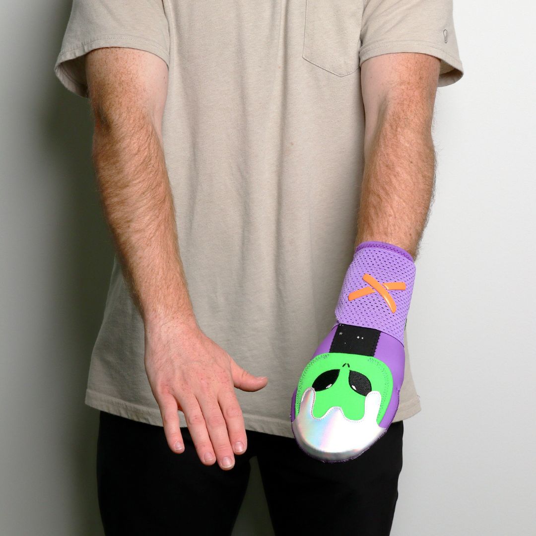 宇宙から来たプリンス スライディングミット – Absolutely Ridiculous