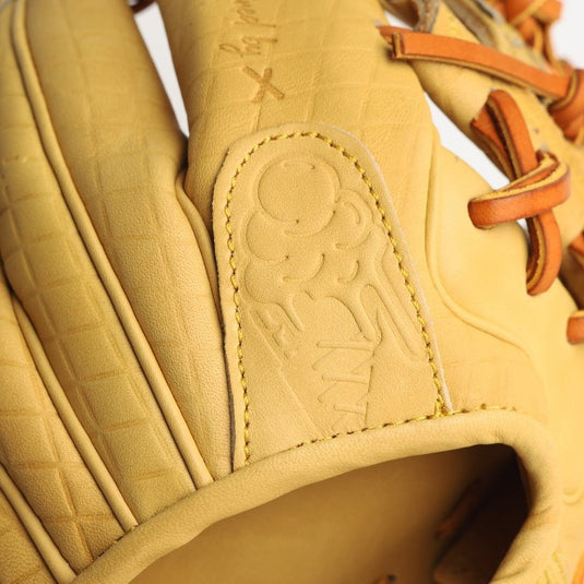 Peanut Butter Ice Cream Glove
