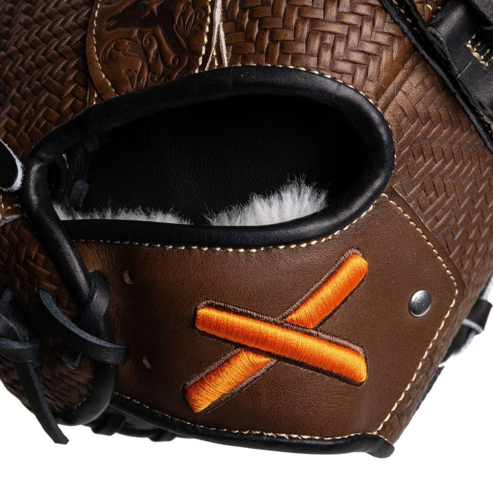 Translation missing: en.Saddle First Base Mitt