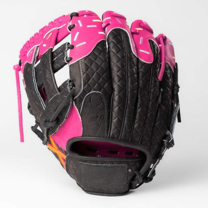 Translation missing: es.Strawberry Blackout Ice Cream Softball Glove