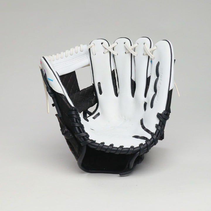 Translation missing: ja.Youth | Cookies &amp; Cream Ice Cream Glove