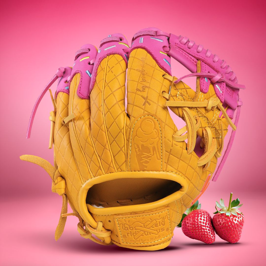 youth ice cream glove strawberry - Main Image