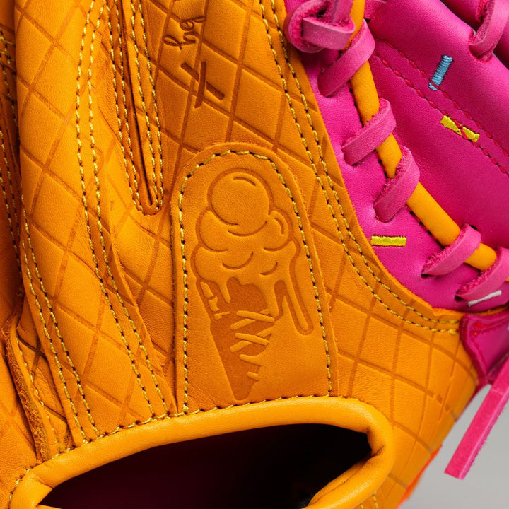 Translation missing: en.32.5" Youth Strawberry Catcher's Mitt