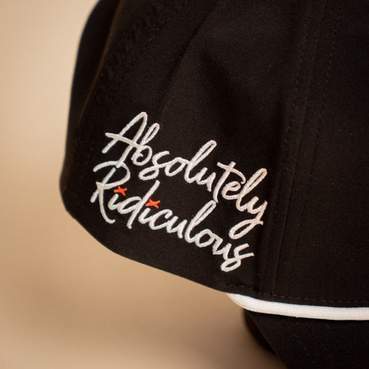 ✘ Hat