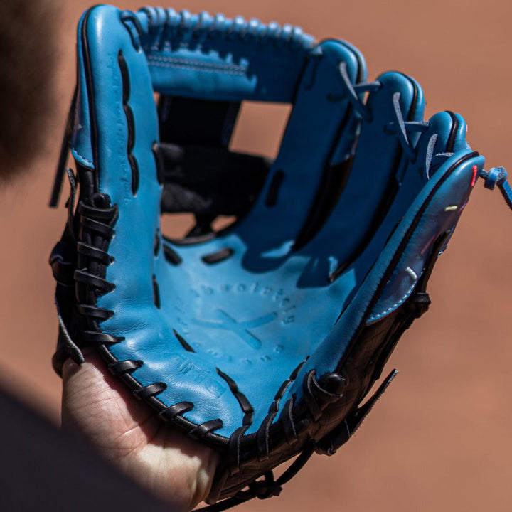 Translation missing: ja.pushin' 🅿️ ice cream glove | rare edition - Absolutely Ridiculous Innovation for Athletes (ARiA Collective)