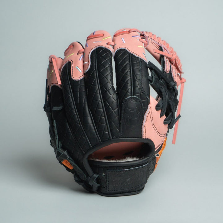 Translation missing: en.Strawberry Blackout Glove | RARE Edition