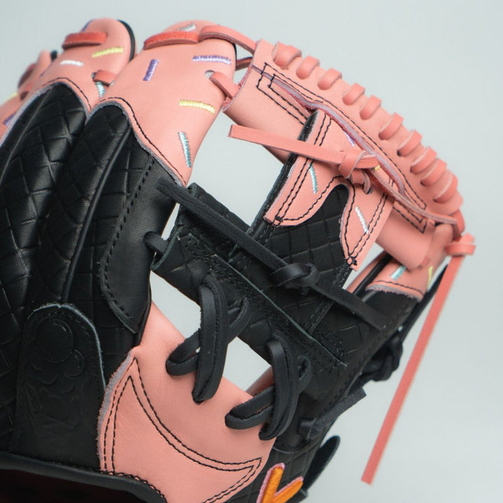 Translation missing: en.Strawberry Blackout Glove | RARE Edition
